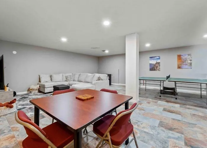 Spacious Home-walk To Uptown-views-hottub-gameroom Holiday home Sedona