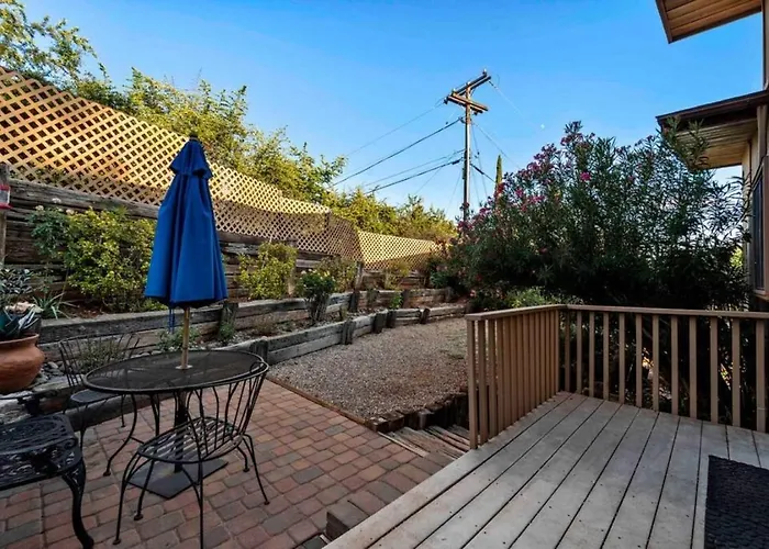 Spacious Home-walk To Uptown-views-hottub-gameroom Sedona